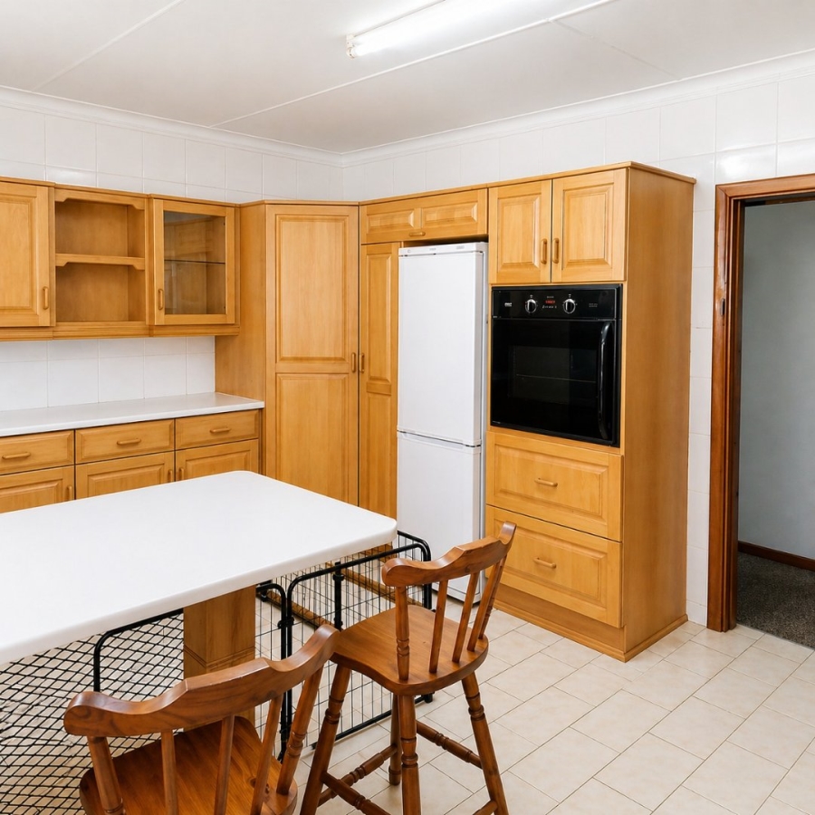 5 Bedroom Property for Sale in Vincent Heights Eastern Cape